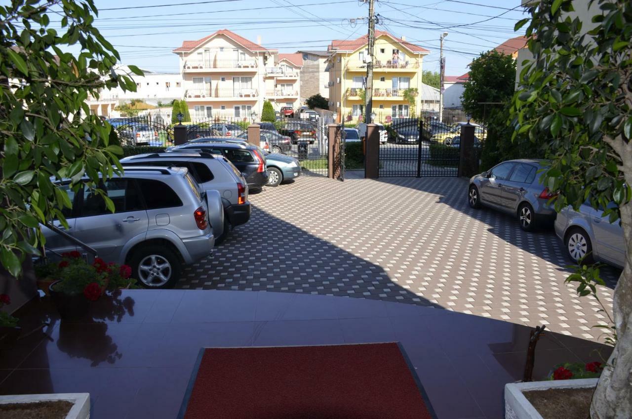 Smarthouse Hotel Costinesti Luaran gambar